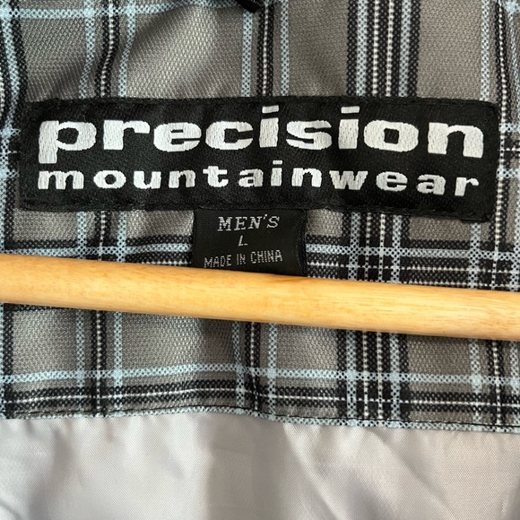 Precision Mountainwear | Winter Coat - Picture 5 of 7